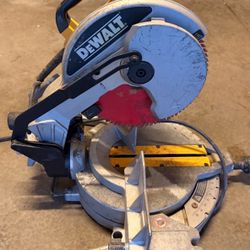 10” Dewalt Saw 