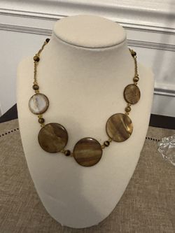 Brown Shelled/Stone Necklace 