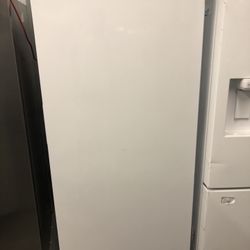 Frigidaire Upright Freezer 