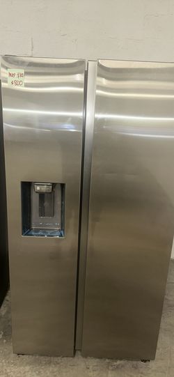 BRAND NEW REFRIGERATOR 
