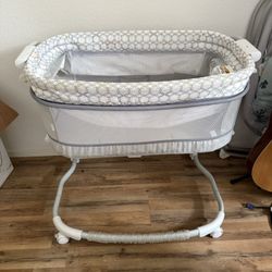 Bassinet 