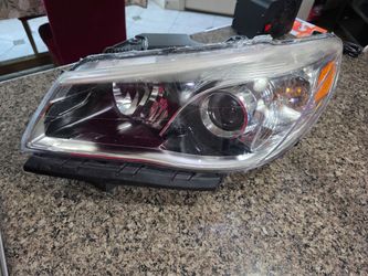 14-17  Chevrolet SS Headlight Driver (LH)