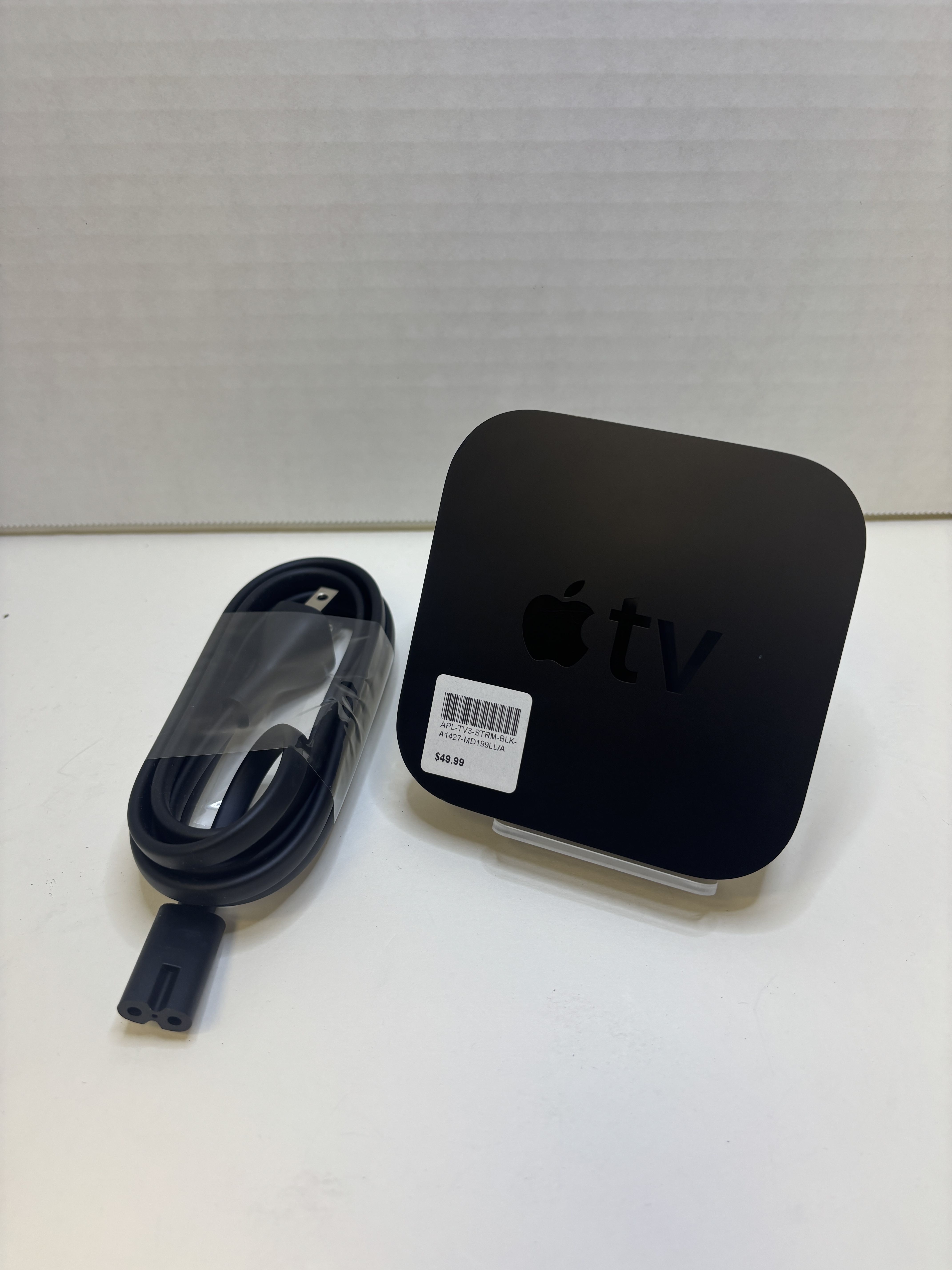 Apple TV (3rd Generation) A1427, HD Media Streamer - Black