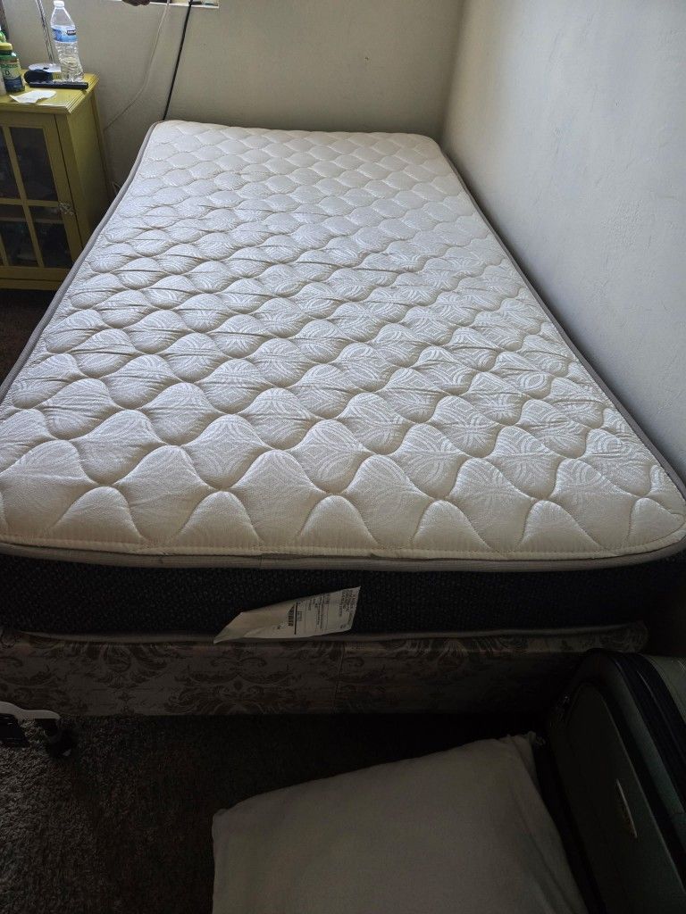 Twin Size Bed