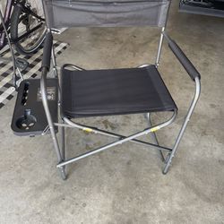 Ozark Trail Chair W Side Table 
