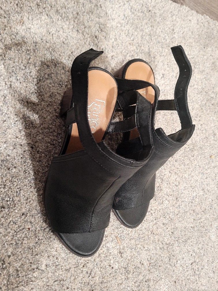 Size 7 Womens Franco Sarto Heels