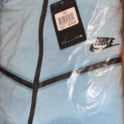 Light Blu Nike Tech Set 