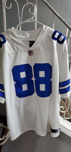 Dallas cowboy jersey $20