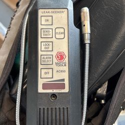 Mobile AC Leak Tester
