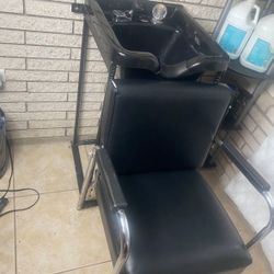 Shampoo bowl and chair
