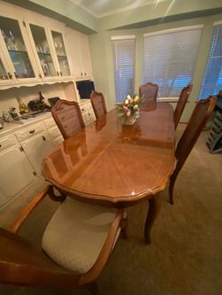 Oak Dining Table with 6 Chairs
