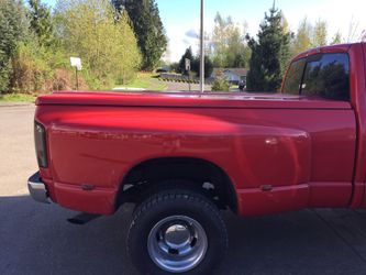 Dodge 3500 8' fiberglass cover leer need to sell asap