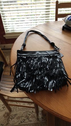 Doncaster black Italian leather fringe handbag