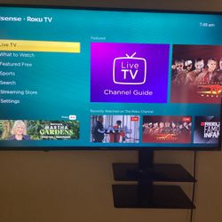 Hisense 50 Inch Roku Smart TV.  Very nice Condition.  Pickup Only