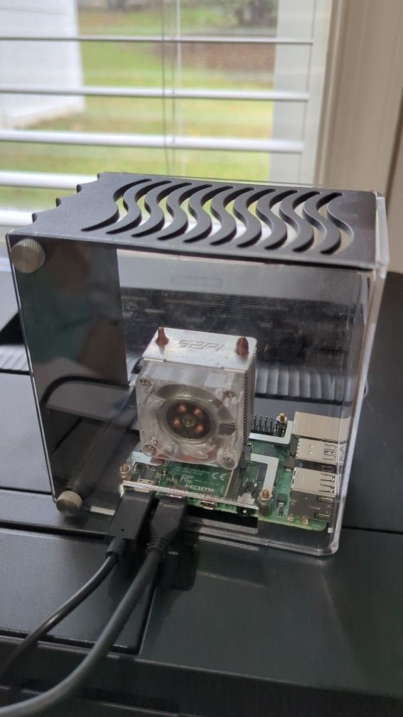 Raspberry Pi 4 - Assembled In Clear Case - 64gb microSD card