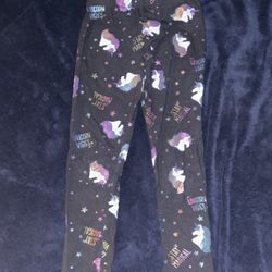 SO Favorite Leggings black stay magical unicorn leggings with purple accents. Size Medium 