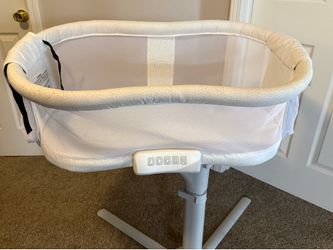 HALO BassiNest Swivel Sleeper