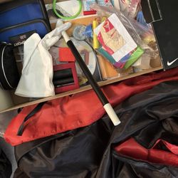 Magic trick - Magician Box - Cape & wand