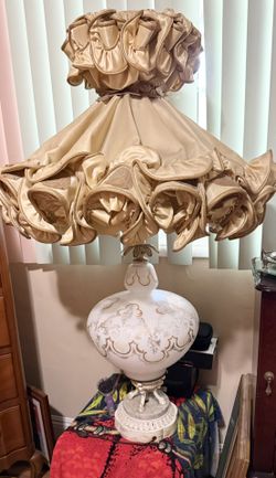 Vintage Antique Table Lamp $150 Obo Working