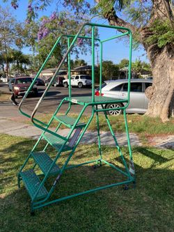 5 steps ladder