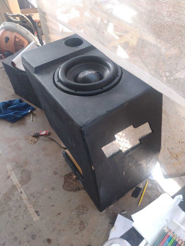 skar 12 vxf D2 on a custom box 