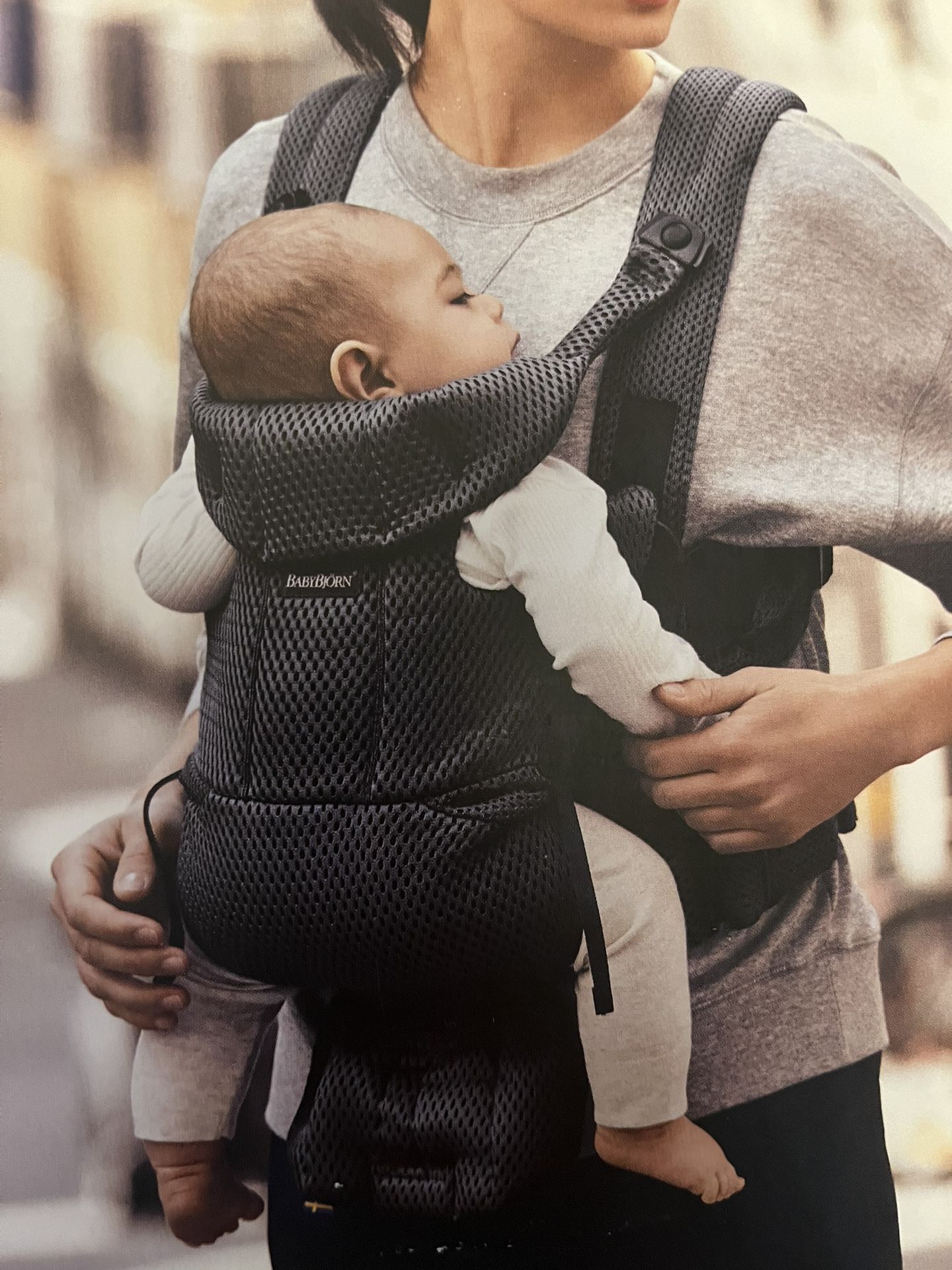 Babybjorn Baby Carrier Free In Blue. 