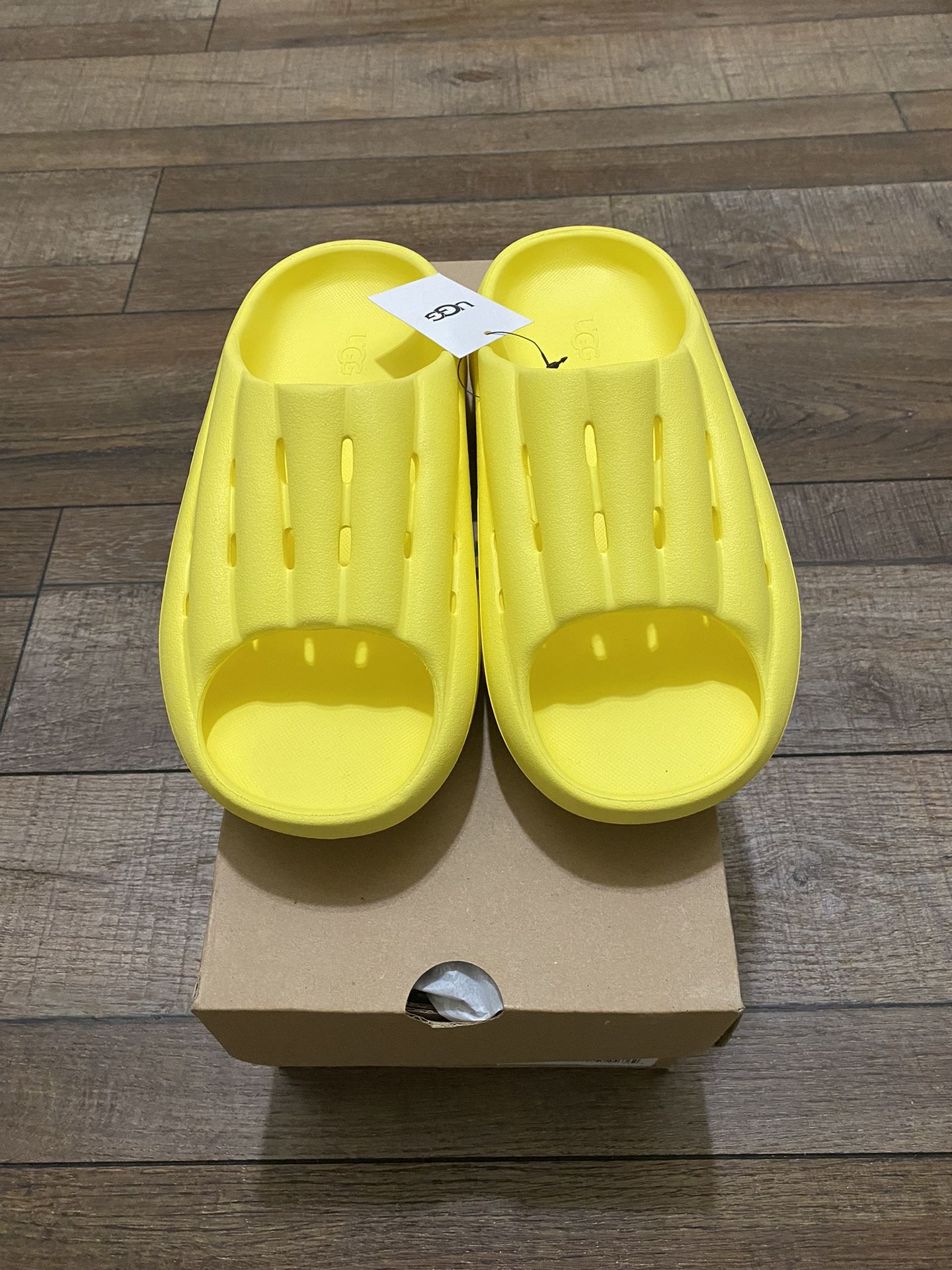 Authentic UGG Slides (8) woman’s