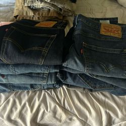 Men’s LEVIS jeans LOT of 10!!