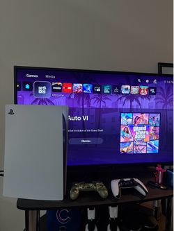 PS5 bundle 2 controllers + 220 games