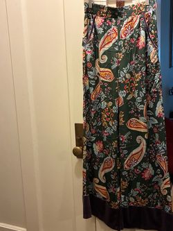 Wide leg women’s lounge pants-elastic waistband-pockets - Size M