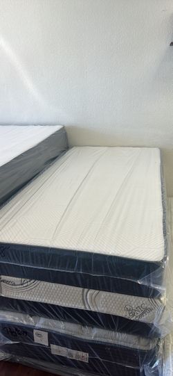 Twin Memory Foam Mattress