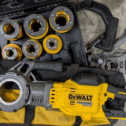 Dewalt 1/2"-2" Flexvolt Pipe Threader