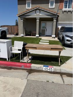 Free tables and items