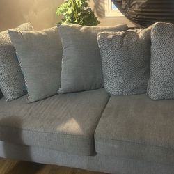 Sectional Couch 