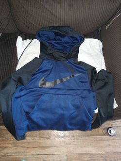 Nike st boys hoodie