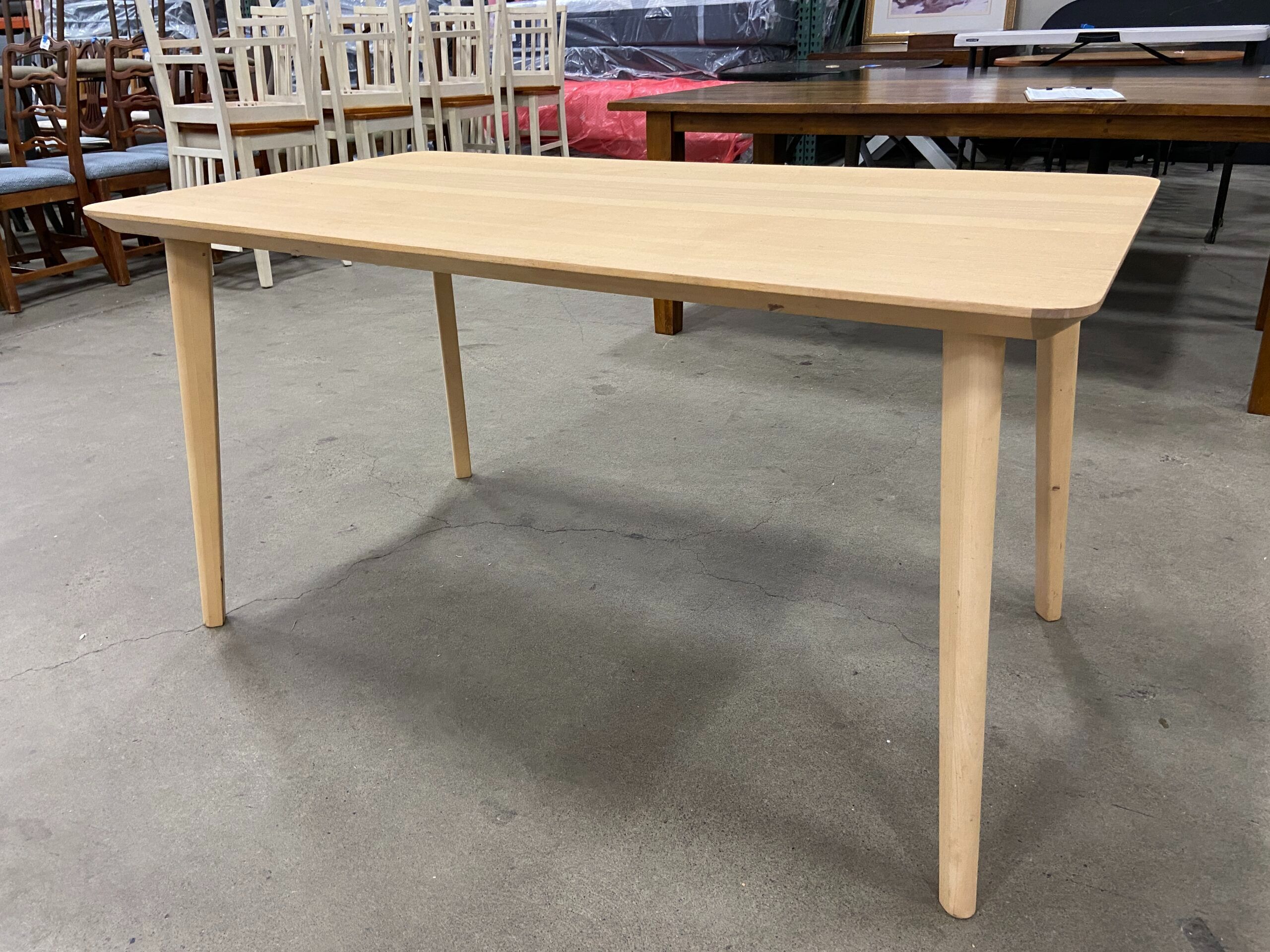 Blonde Rectangular Modern Dining Table with Tapered Legs