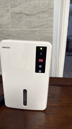 Small dehumidifier Ivation