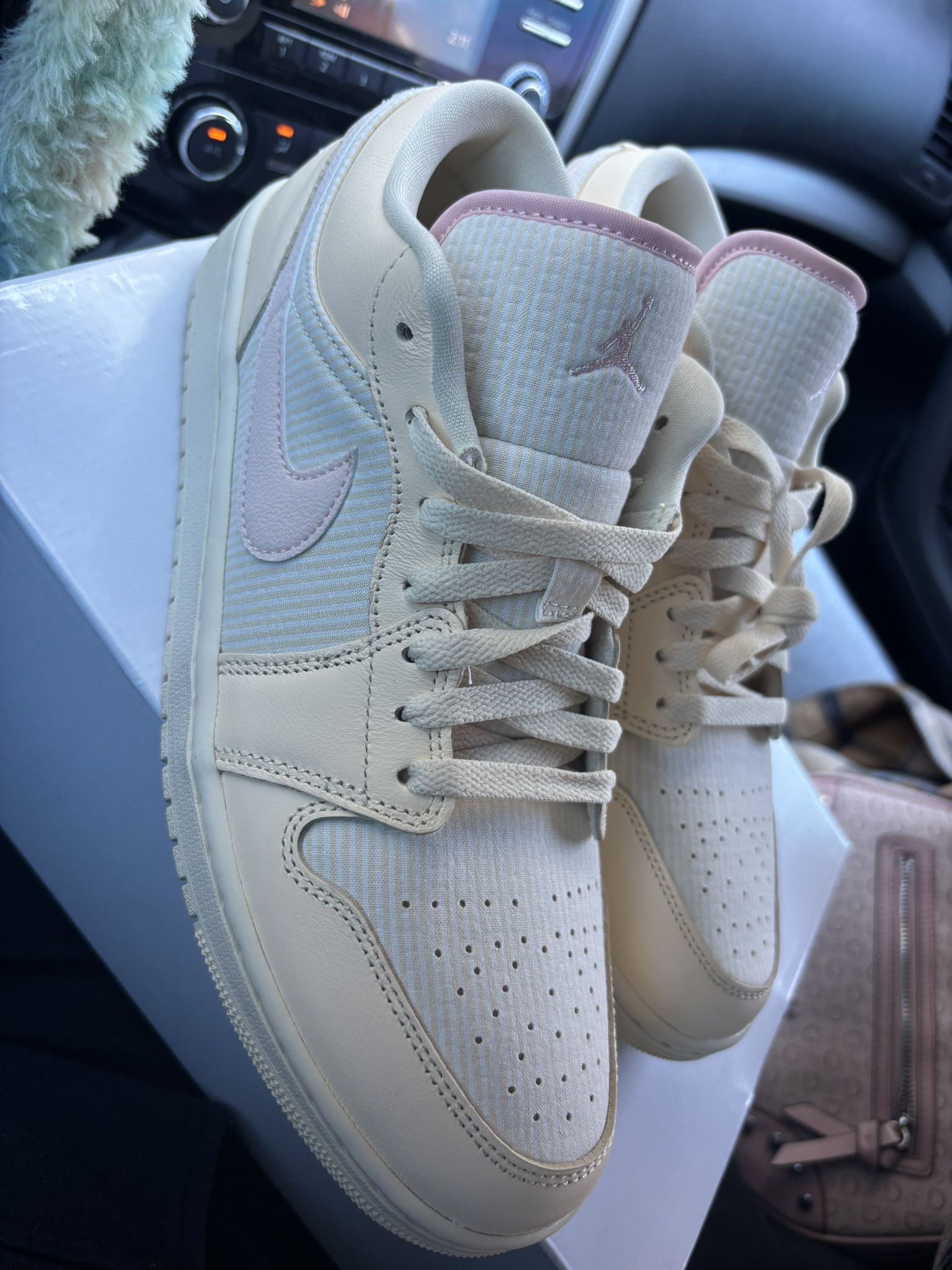 Jordan 1s 12 in women’s 