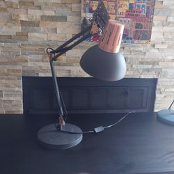LEPOWER Adjustable Desk Lamp (Sand Black)