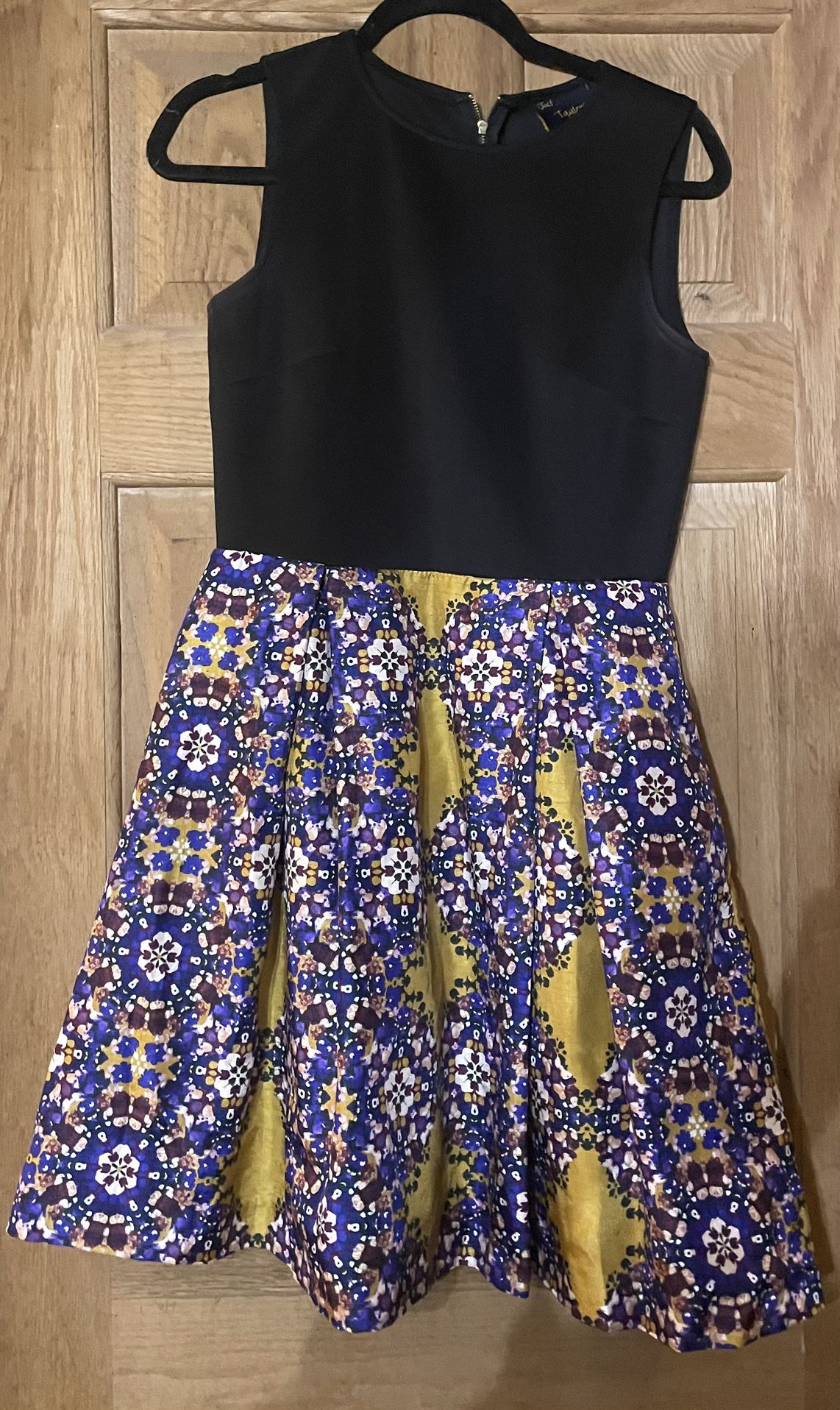 Floral Dress With Pockets