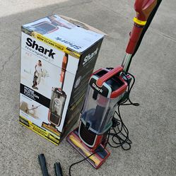 Shark Navigator® Self-Cleaning Brushroll Pet Upright Vacuum, ZU60