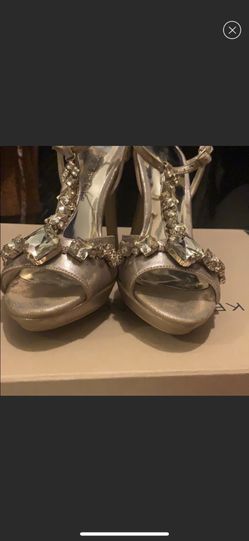 Audrey Brooke Champagne Heels