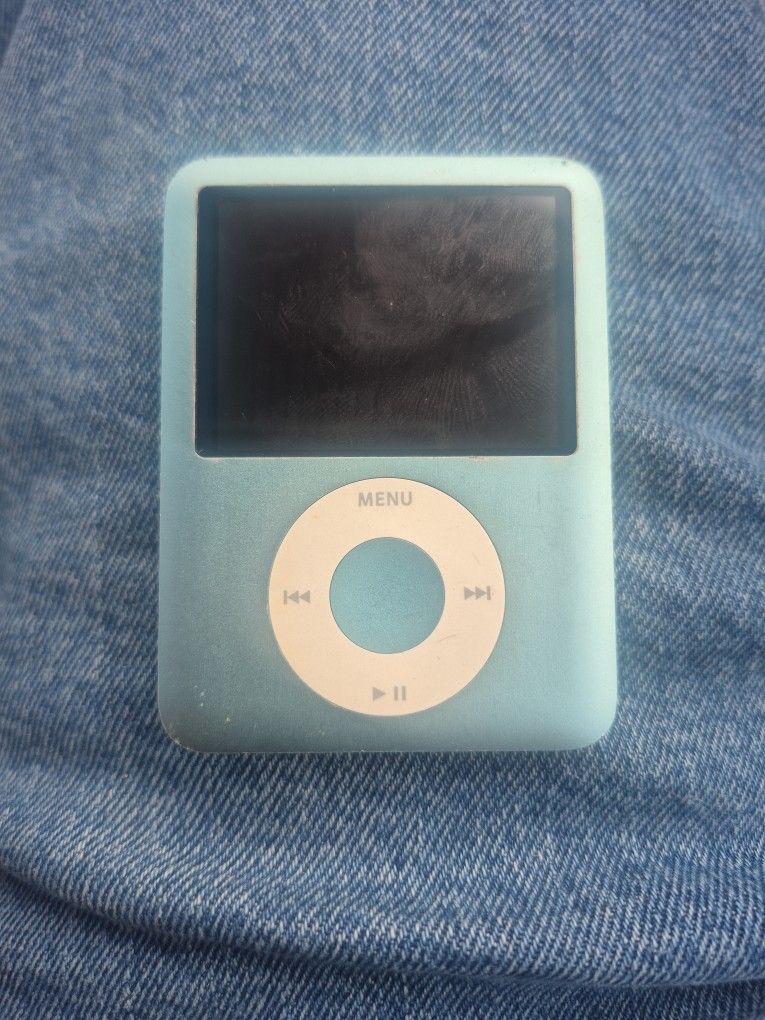 IPod Nano 3rd Gen 8GB