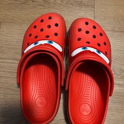Lightening McQueen crocs size 8.5 men’s