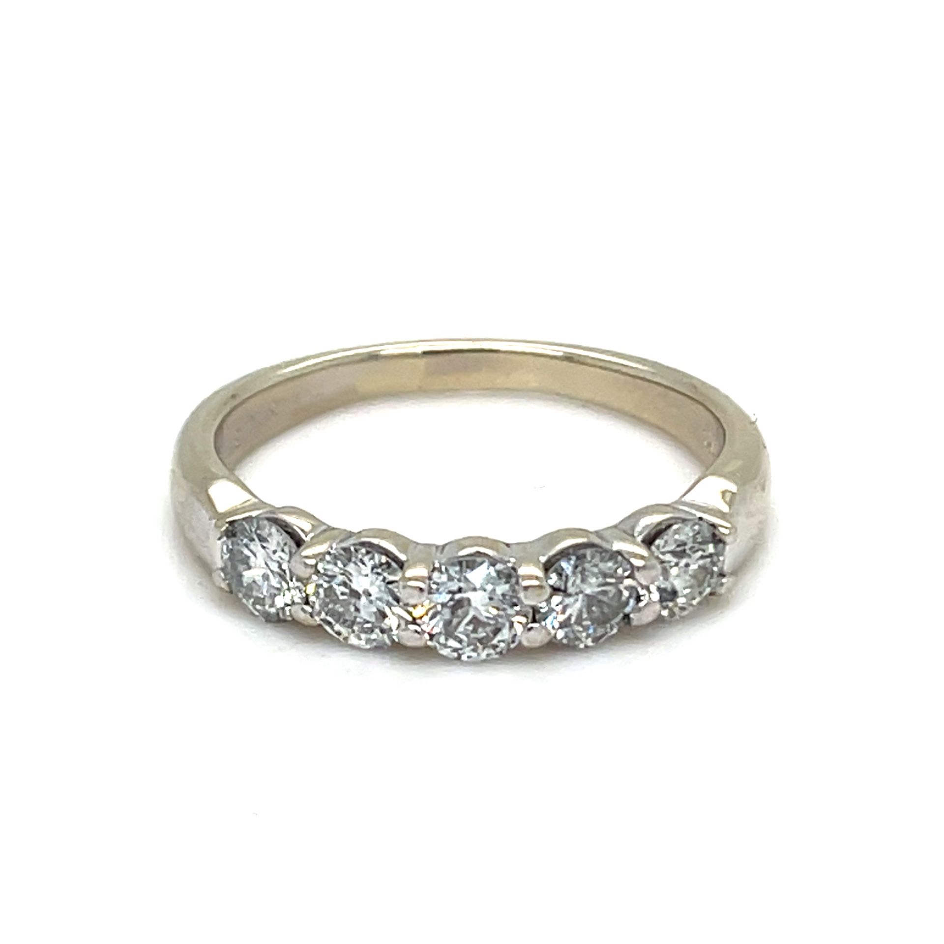 14Kt White Gold Diamond Band Ring 3.30g 1CTW Size 7 I-954