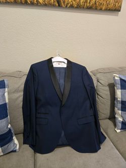 1 button tuxedo shawl