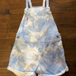 Girls Clothes Size 7/8 Levi’s overalls (shorts)