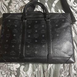 $600