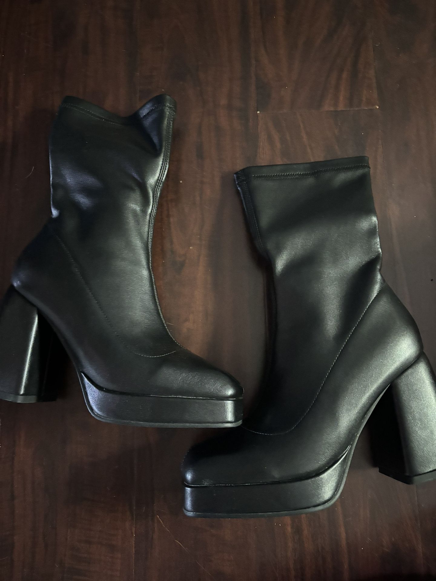 Black Boots