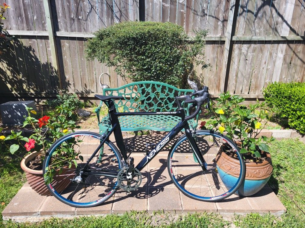 XXL Motobecane Nemesis road bike 61cm